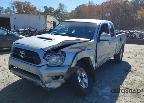 2013 Toyota Tacoma Prerunner V6 z USA, uszkodzony, nr VIN 5TFTU4GN2DX042273